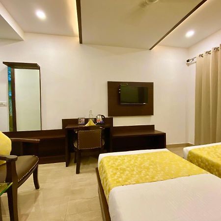 Hotel Shiv Vilas Rishīkesh Zewnętrze zdjęcie